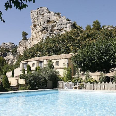 Hotel Baumaniere Les Baux De Provence Exterior photo