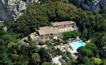 Hotel Baumaniere Les Baux De Provence Exterior photo